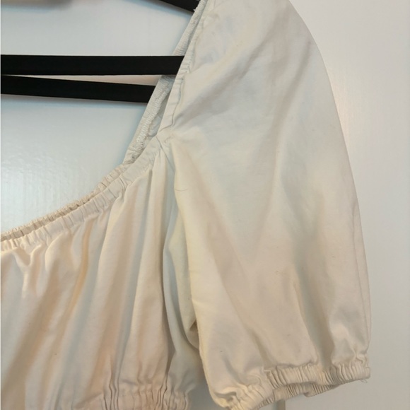 White reformation dress with pillow sleeves - Picture 3 of 4